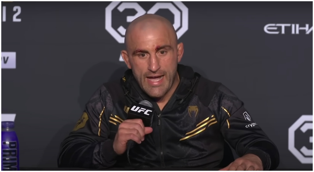 Alexander Volkanovski 1 Maximum Sports