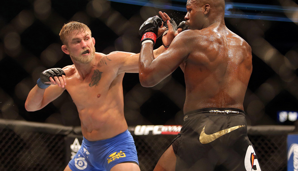 alexander-gustafsson-jon-jones-ufc-165